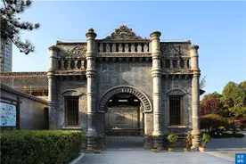 甘肃民国一大军阀娶了5个老婆，建了50亩宅院，成为临夏第一豪宅图片