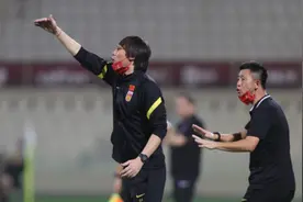 临阵大变！国足第一中锋瘦10多斤，PK越南队，作用强于武磊+3金靴图片