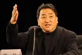 姜昆即将退休，“中曲协”的掌门人将由谁补位，咱们不妨分析分析图片