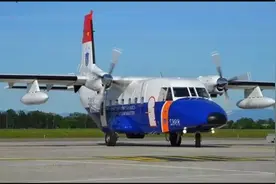 越南的鹰眼：C-212-400空中霸王警戒机，每七架摔一架的寡妇机图片