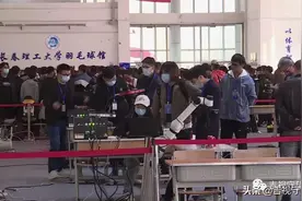 大学生人工智能创新大赛，带您体验“未来”科技图片