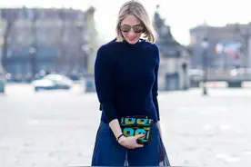 今秋火了一种裤子，叫“裤裙”，遮肉百搭又显高，比阔腿裤更时髦图片