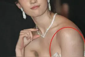 手臂粗不敢穿短袖，三个动作教你甩掉“拜拜肉”，给你少女手臂图片