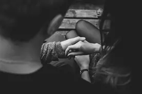 “女人的变心，都是从身体抗拒开始的”：3位男士发自肺腑的无奈图片