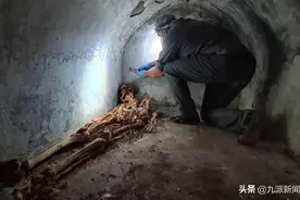 庞贝古城发现史上保存最完好的人类遗骸 白头发和耳朵清晰可见图片