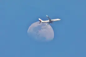 美国每周允许4班中国航司航班往返美国，数量翻倍图片