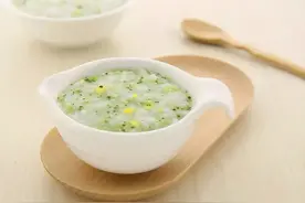 宝宝开始添加辅食，请一定给宝宝多吃粗粮，好处多多图片