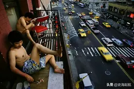 老照片：90年代的美国街头，图3是时尚的年轻人，图8是美国贫民窟图片
