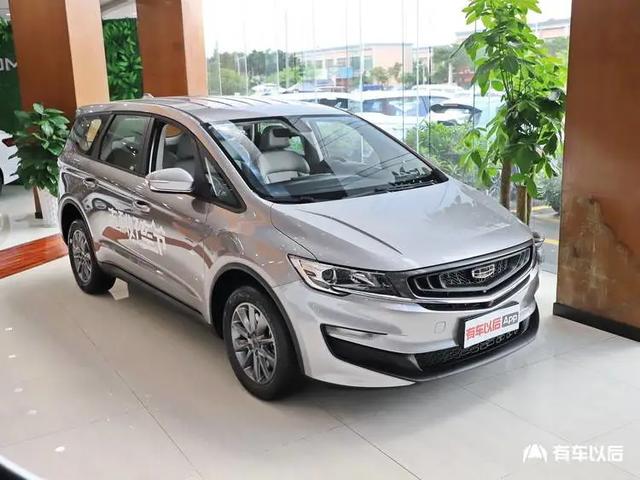 节假日出游舒适又轻松，这些卖最好的7座车型都比SUV实用