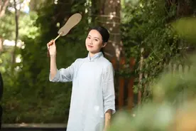 君子有三戒：少年要戒色，成年人做到后两戒，人生会有所不同图片