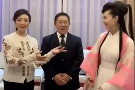 于文华李丹阳同框比美！前者盛装打扮却遭艳压，后者55岁仍未婚图片