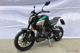 小钢炮凯越321R 赛科龙SR400GS街跑 申报消息公布图片