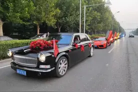 红旗L5开道，兰博、劳斯齐跟上！通州现豪橫婚车车队，裸车价值2个亿图片