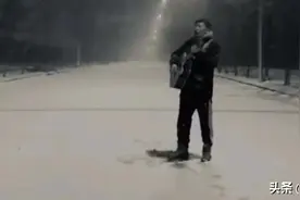 老狼：从电脑工程师成为歌手，真的娶了“同桌的你”图片