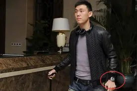 中国男足有多壕？豪车+豪宅，有人随身佩戴的一块表可以买套房图片