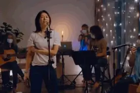 昨夜，多少人在孙燕姿的直播里找回了青春图片