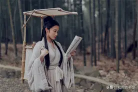 民间故事：书生饭馆高价买白鼠，众人哄笑，后来白鼠行为令人称奇图片