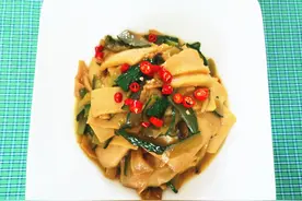 千叶豆腐别直接放食用油炒，多加这一步，Q弹嫩滑更美味图片