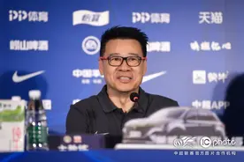 王栋返回青岛治疗，缺少队长的黄海战力受损图片