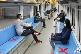 顾 莉：相见时难别亦难？疫情隔屏很简单图片