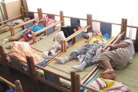 4岁女孩午睡后再也没醒来，医生的话让奶奶愧疚，普通人常犯图片