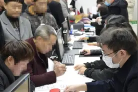 新螺蛳湾商户签约：我要刷卡！网红直播带货：快点买它图片
