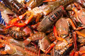 襄阳首家鱼香味虾球“C”位出道，江边这家大排档，好吃到跳脚图片