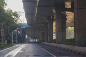 在疫情里，他们开始玩游戏图片