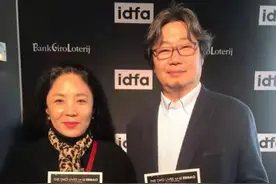 死刑犯之子李二毛：当不了女人也做不回男人，受尽屈辱后离开人间图片
