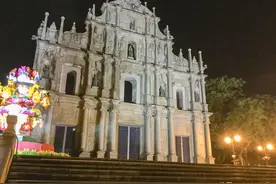 澳门游客甚多，你见过空无一人的大三巴吗？彻夜未眠拍下这一幕图片