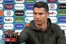 暴跌255亿元！C罗这个“喝水”的动作刷屏了 网友炸锅：他没错图片