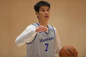 最强林疯狂！！！黄蜂时期林书豪高光分析！！！图片