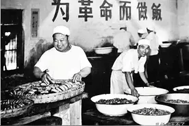 在那个年代，一人吃肉让全家都沾光，那是很光荣的事图片