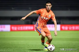 国足3:2越南，李铁神之换人图片
