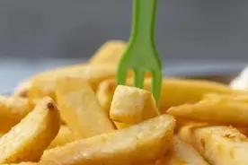 油炸食品“伤心”实锤：每周多吃一份薯条，心血管病风险增加图片