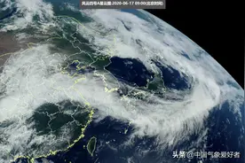 东亚巨型“龙”云带太空可见！分析：万里大气长河正带来多地暴雨图片