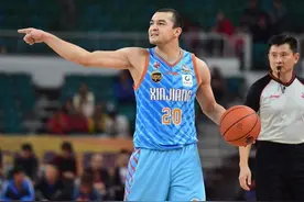 CBA热血代言人西热力江，连续命中73个三分，曾经的新疆队魂图片