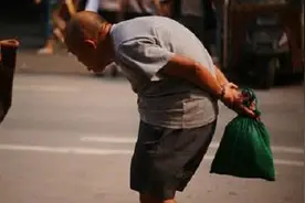 俗语：“龟背蛇腰不可交，瞟眼看人不用刀”，老祖宗的话有何深意图片