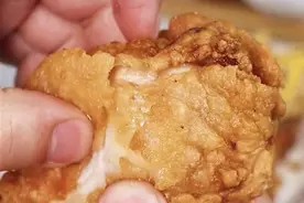 不用面包糠，做出脆皮炸鸡，秘方价值不菲，胜过麦德老爷爷的炸鸡图片