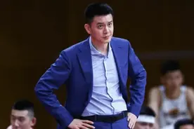 杨鸣辞职被球队拒绝，辽宁还有两条路，扶正马丁内斯或另请高明图片