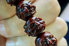 玩串15年，他盘出的串儿，又透又亮，随便一条，就能惊艳四座图片