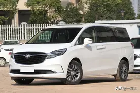 别克GL8 ES陆尊尊享型，处于中间配置的它，性价比如何图片