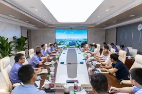 南京市副市长林涛一行调研南钢图片