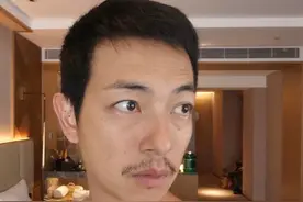 TVB男星梁烈唯内地掘金，首当电影男主角，留胡渣男人味尽显图片