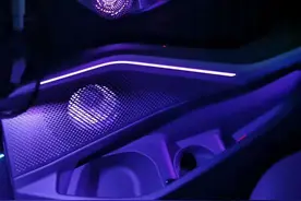 BMW系升级氛围灯图片
