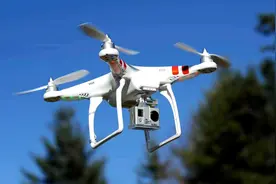 狙击手也难以击中的目标，用这种瞄准镜，新手首发就有七成命中率图片