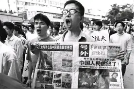 太欺负人了，必须教训他们！2001年中国黑客的复仇图片
