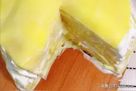 一个平底锅就搞定的榴莲千层蛋糕，皮香甜Q嫩，榴莲“臭”味十足图片