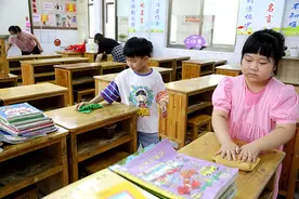 新民快评丨把打扫教室的“记忆”还给下一代图片