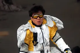 成龙：我拍《十二生肖》跳火山死掉，是最漂亮的收尾图片